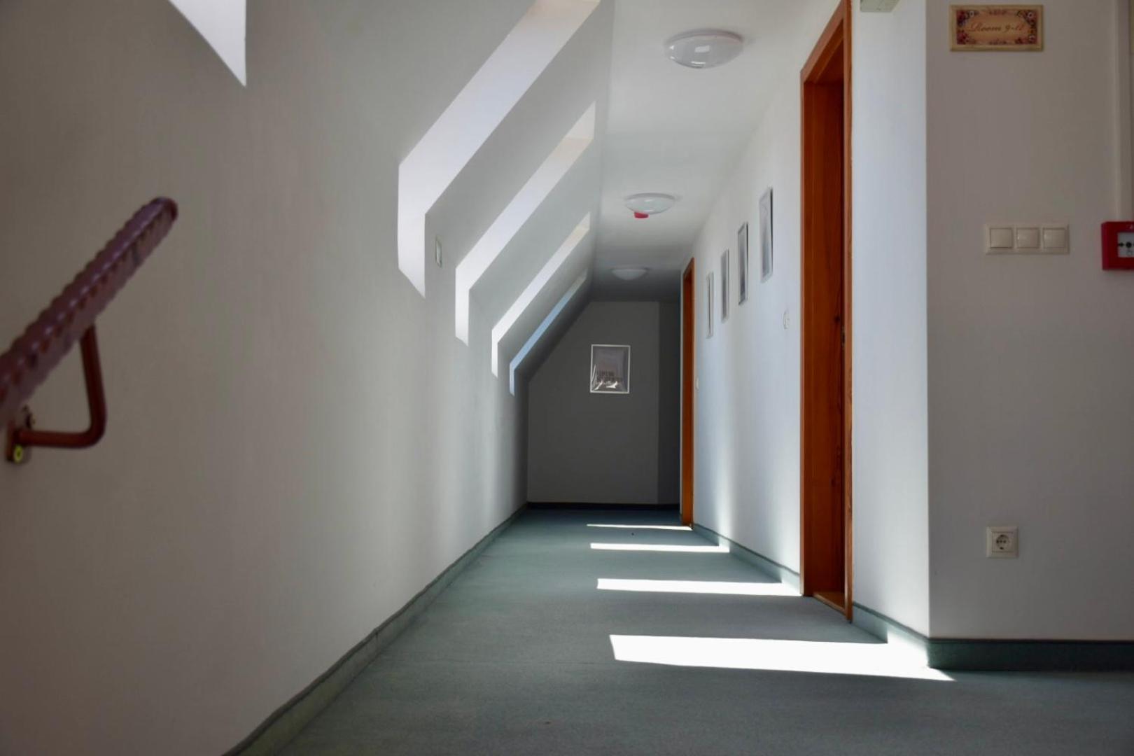 Eden Panzio Aparthotel Buk Exterior photo